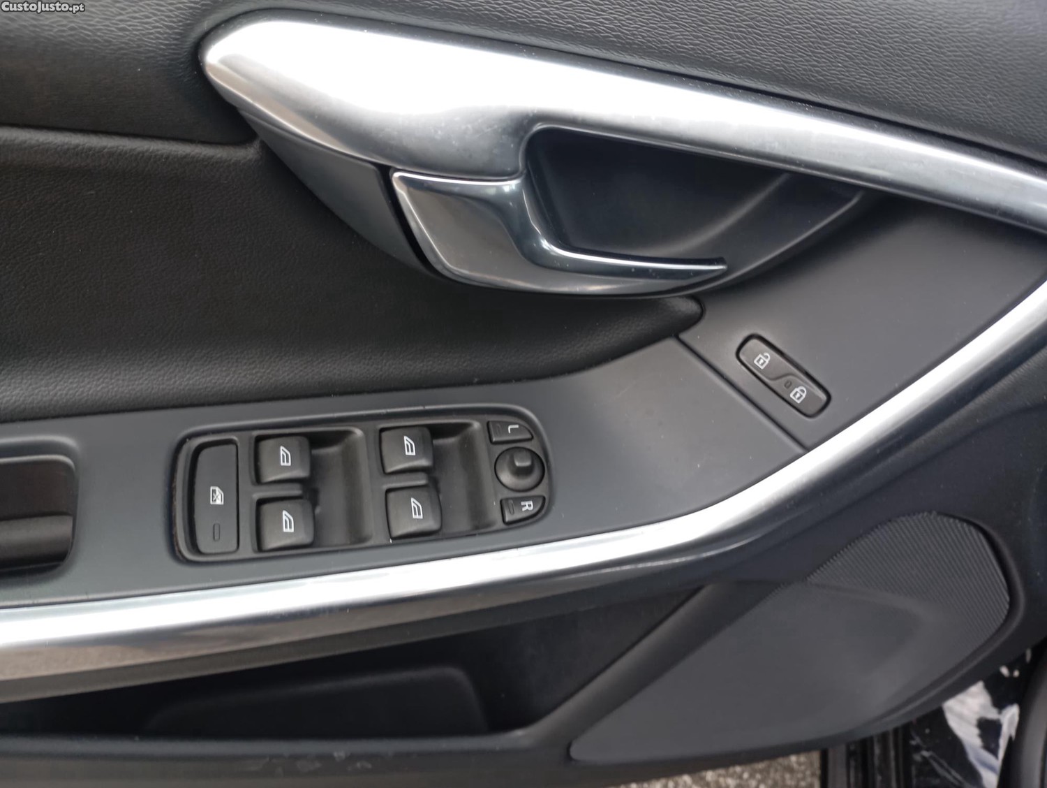 Volvo V60 2.0 Como Nova 2017 — photo 5