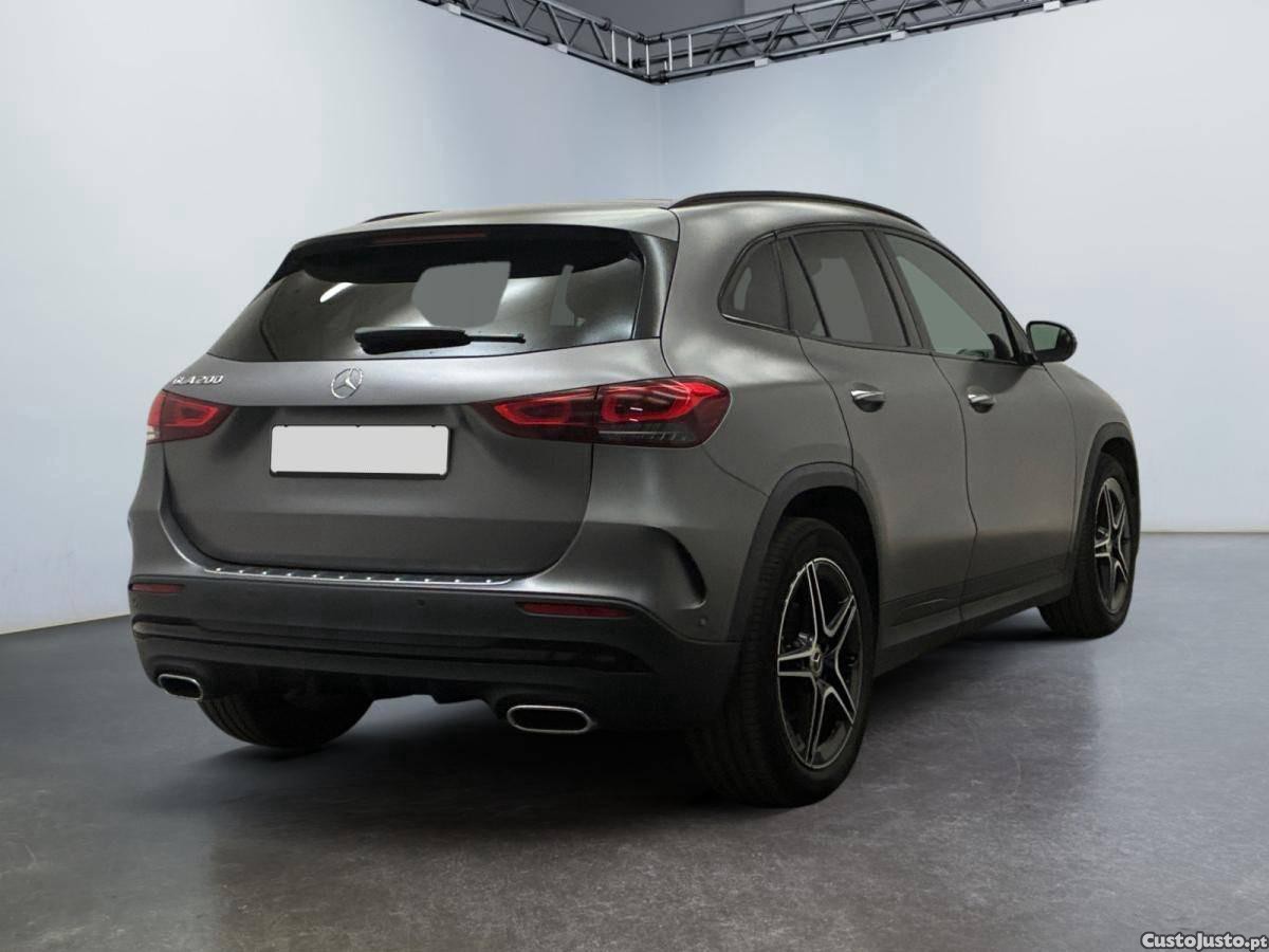 Mercedes-Benz GLA 200 AMG Line — fotografia 9