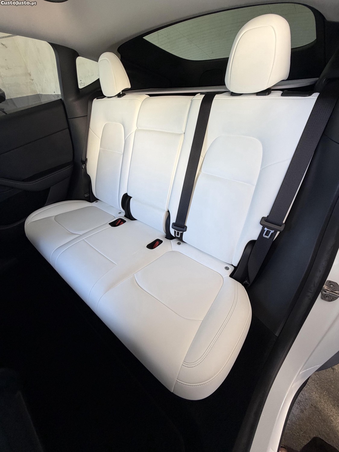 Tesla Model Y LR Dual Motor - pack performance — fotografia 6
