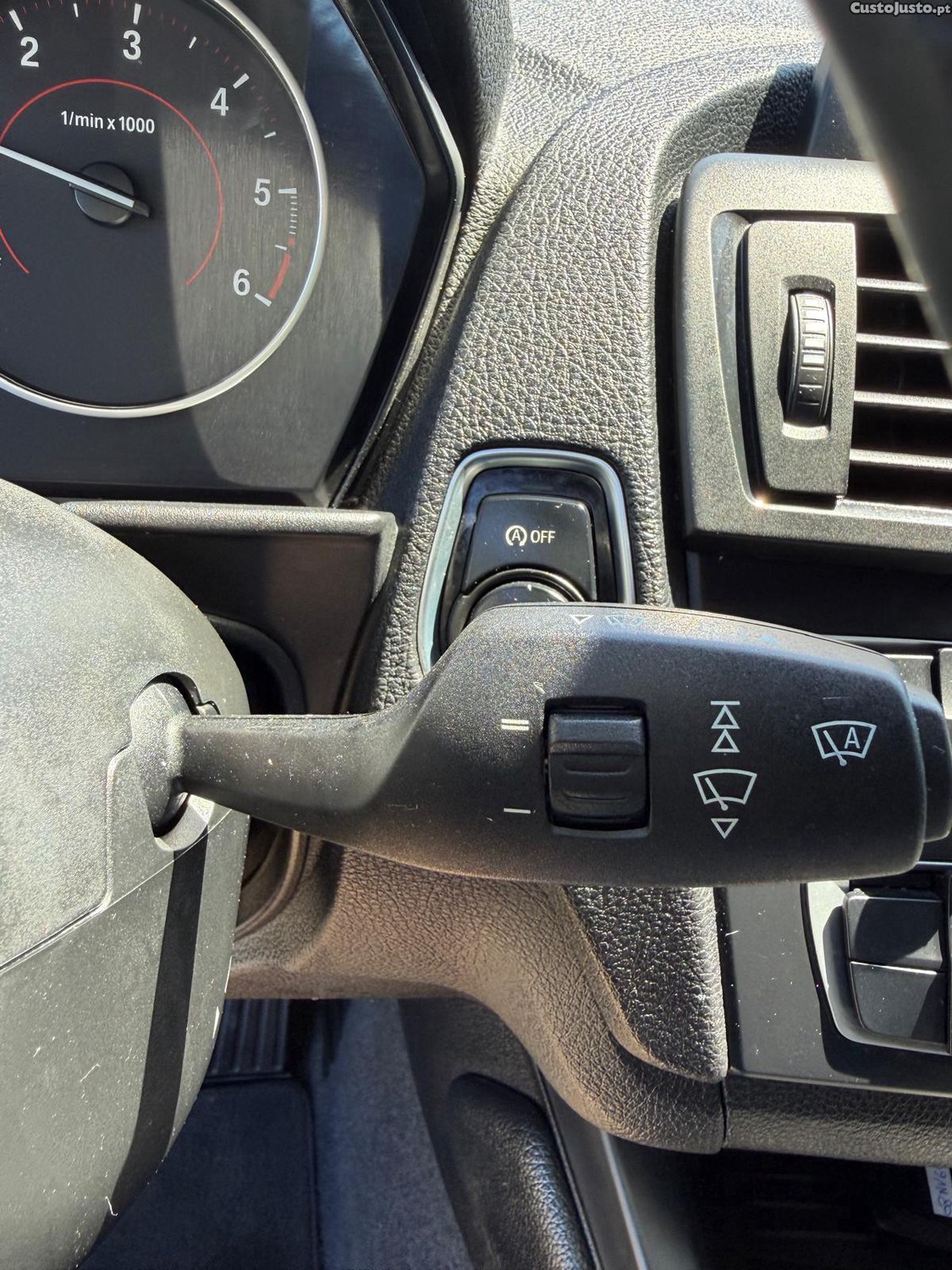 BMW 114 d Pack M — fotografia 6