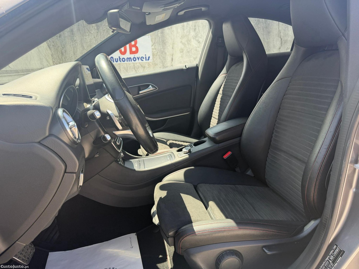 Mercedes-Benz CLA 200 d AMG Line Aut. — fotografia 7