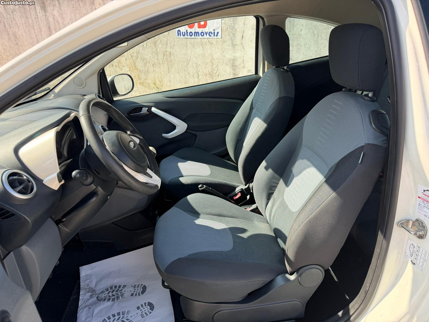 Ford KA 1.2 Titanium — fotografia 6