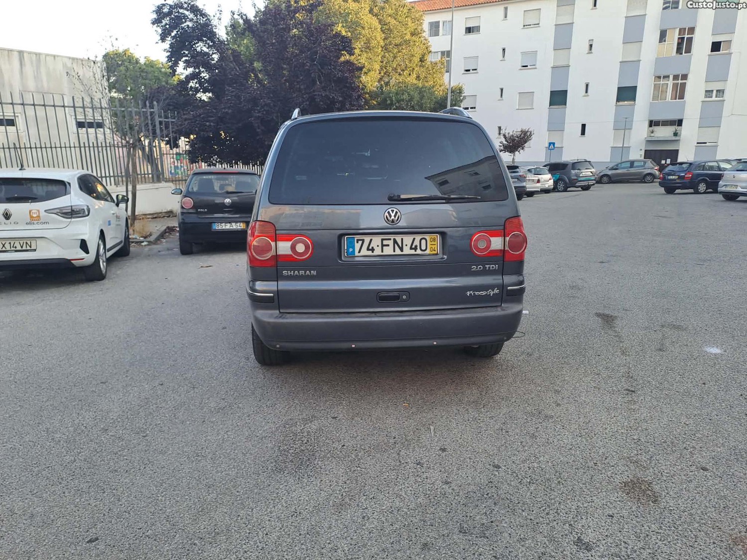 Volkswagen Sharan 2.0 220kms — fotografia 3