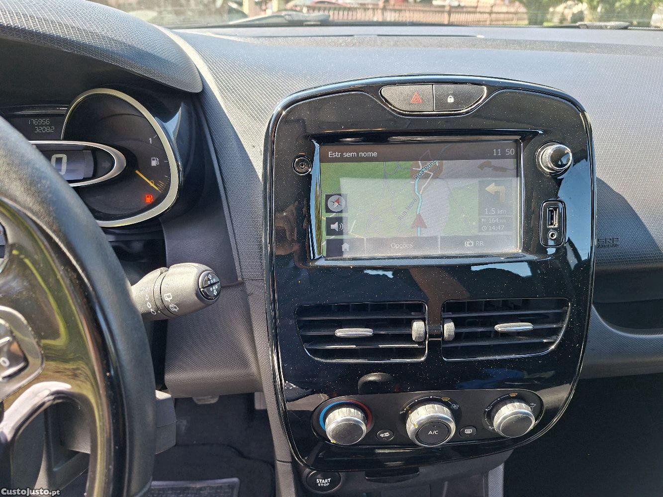 Renault Clio IV 1.5 dCi — fotografia 5