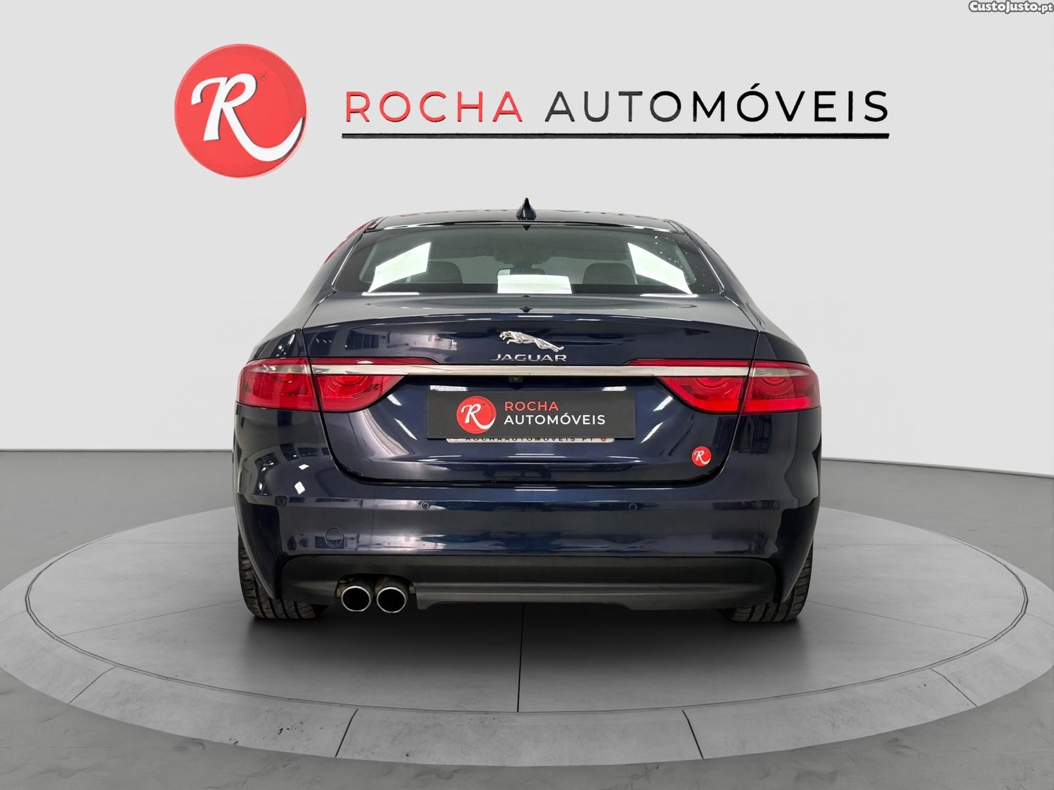 Jaguar XF 2.0D PRESTIGE — fotografia 8