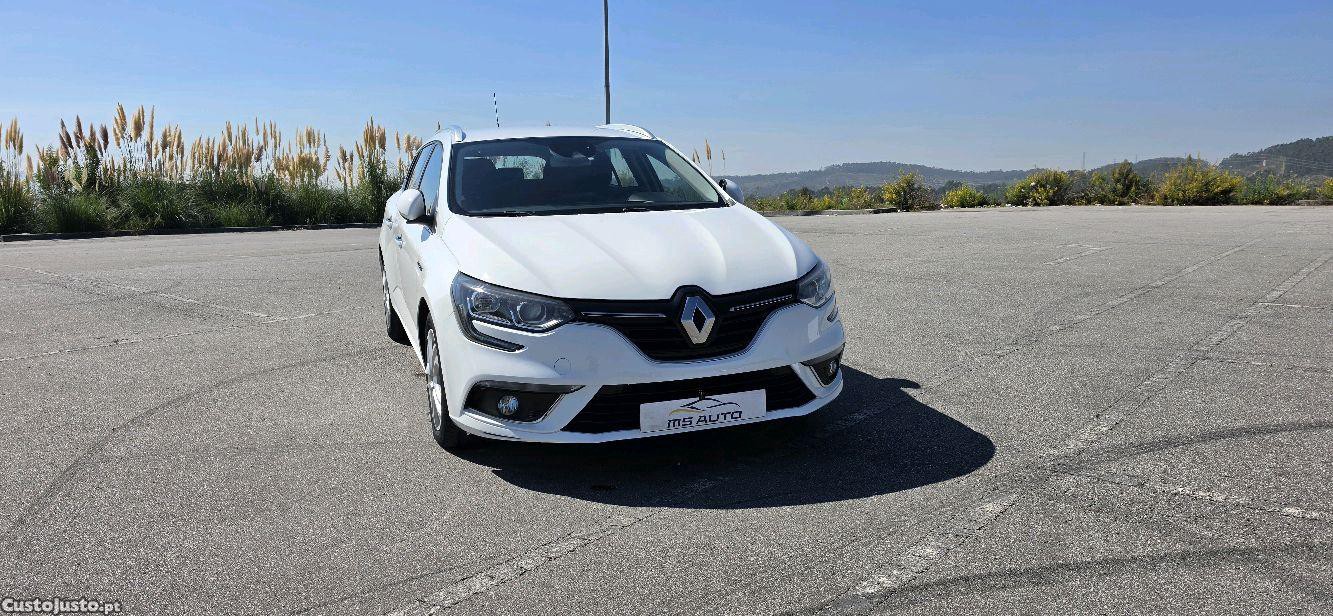 Renault Mégane 1.5 dci sports tourer business edition - 18 — photo 3