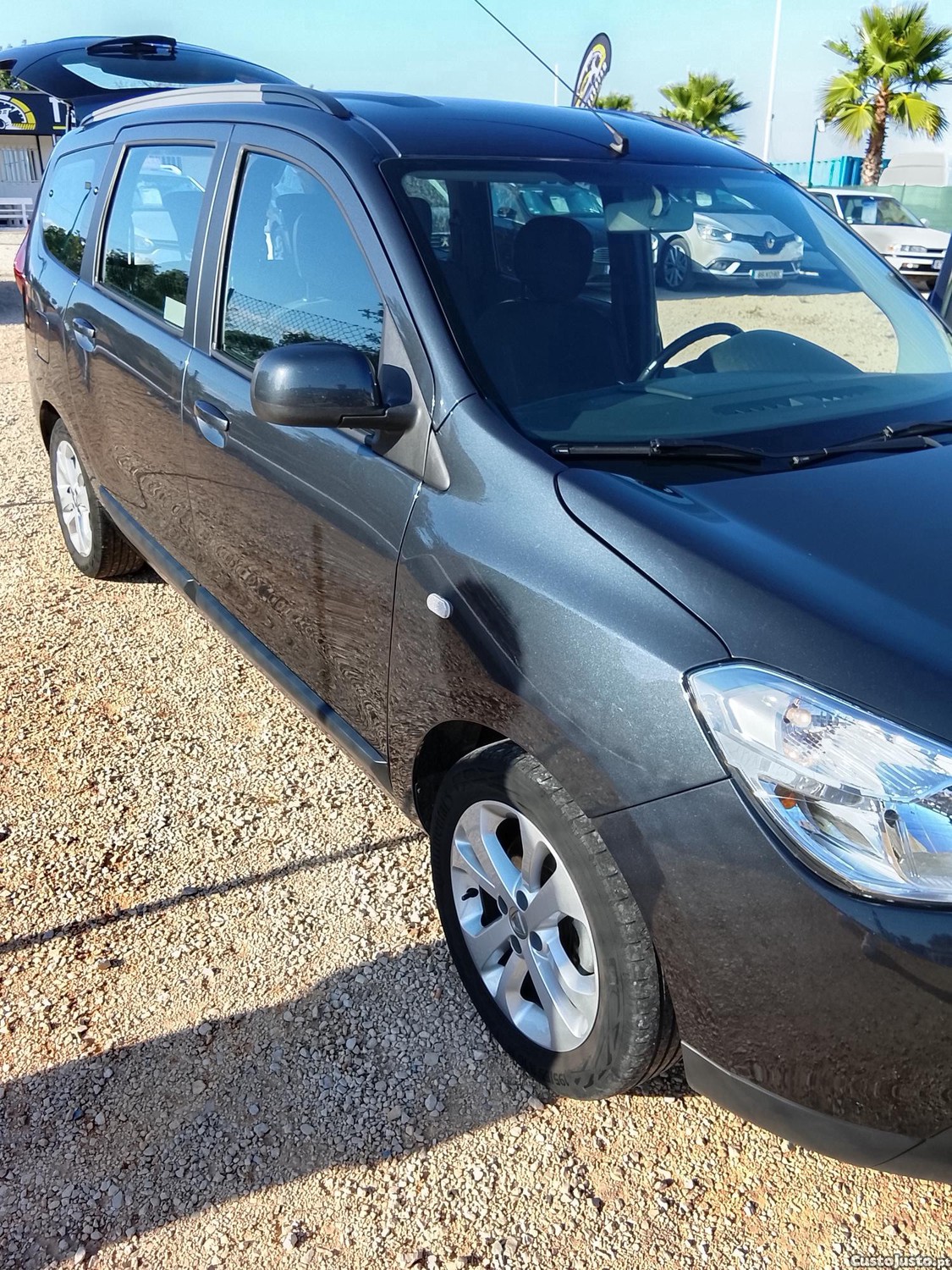 Dacia Lodgy 7 lugares 1.5 DCI — fotografia 7