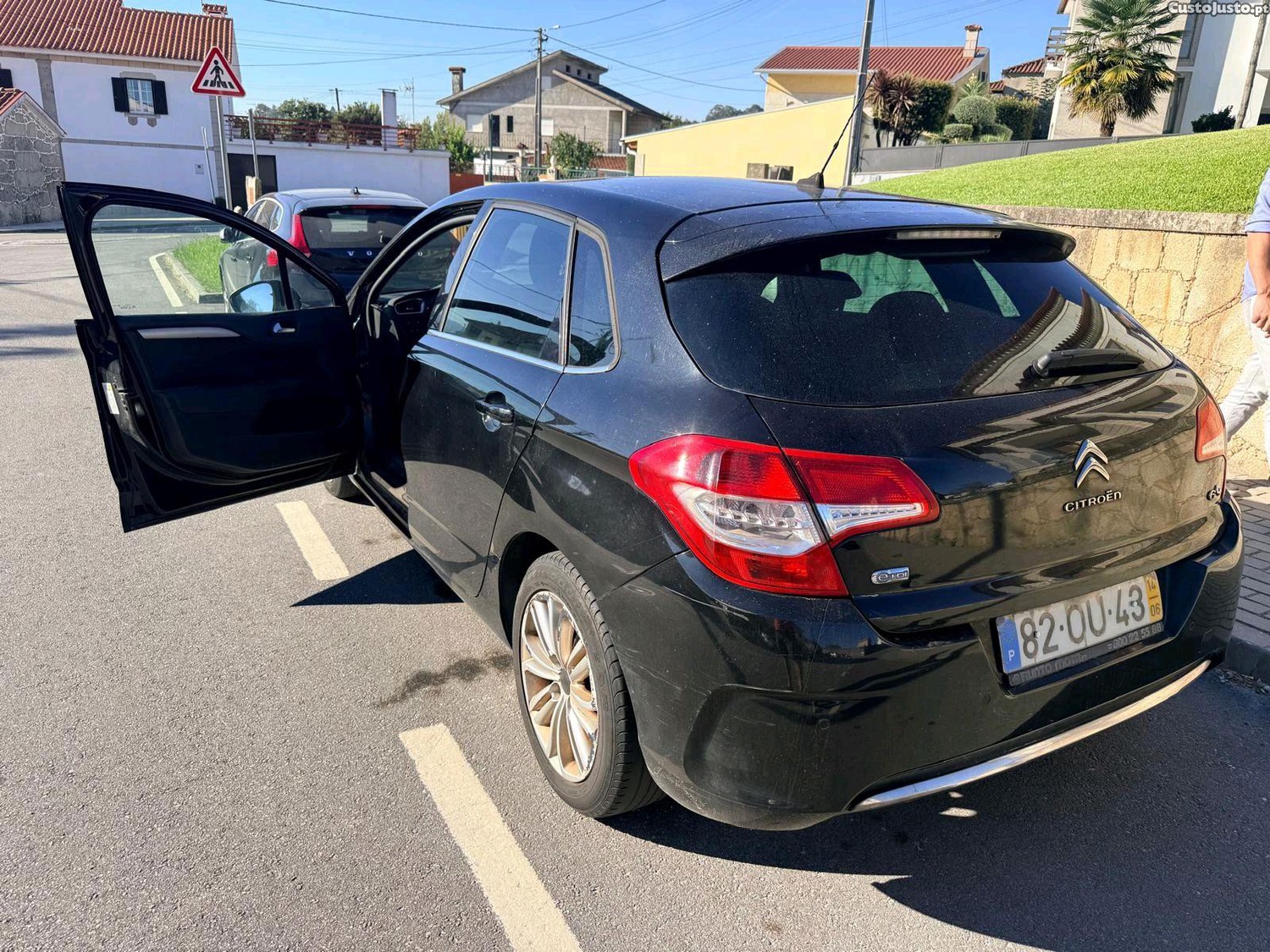 Citroën C4 . — photo 5
