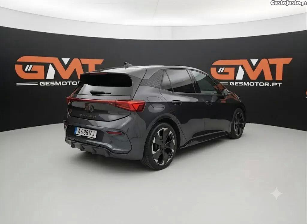 CUPRA Born 58 kwh plus — fotografia 13