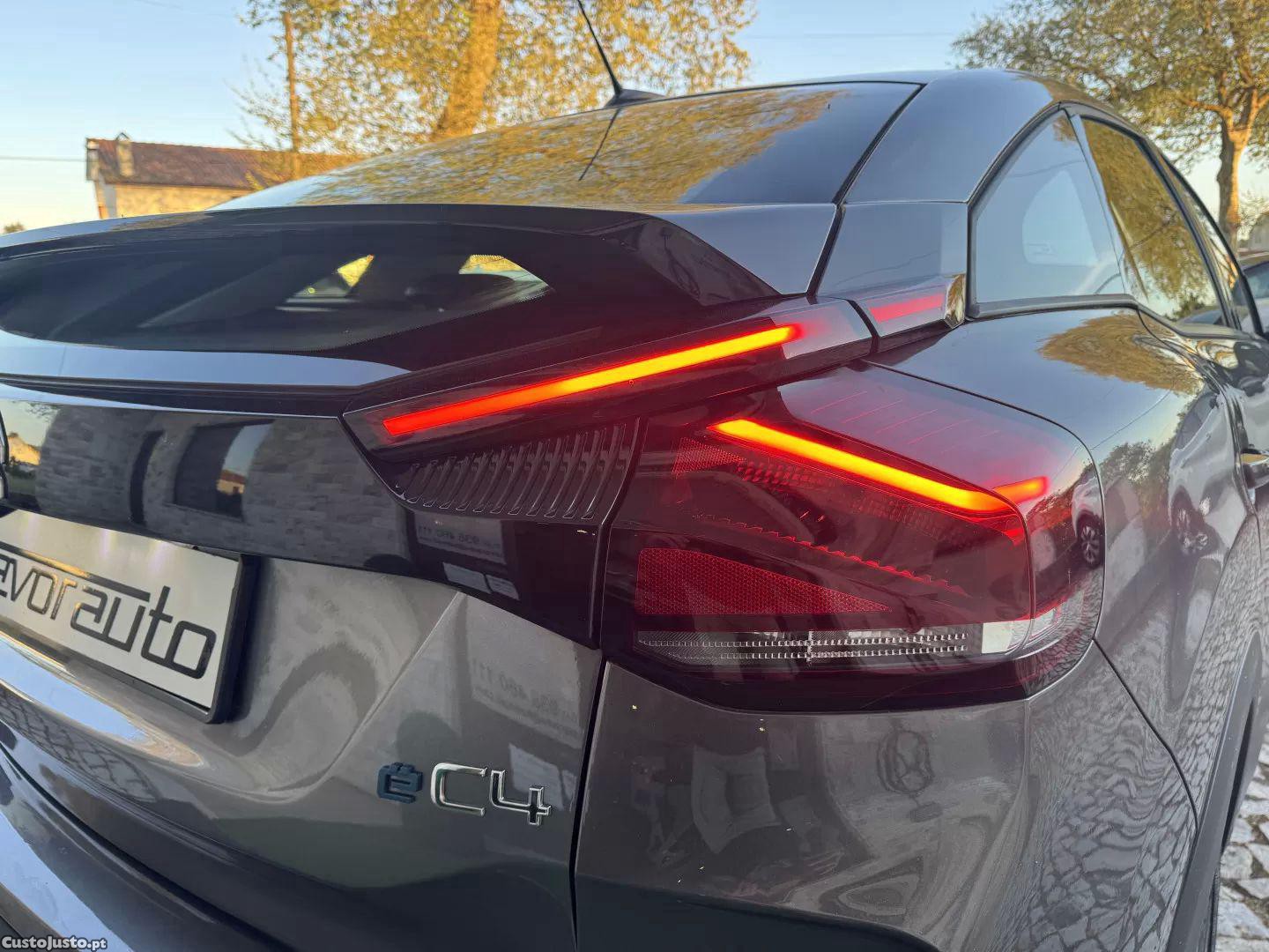 Citroën e-C4 50 kwh feel — fotografia 3