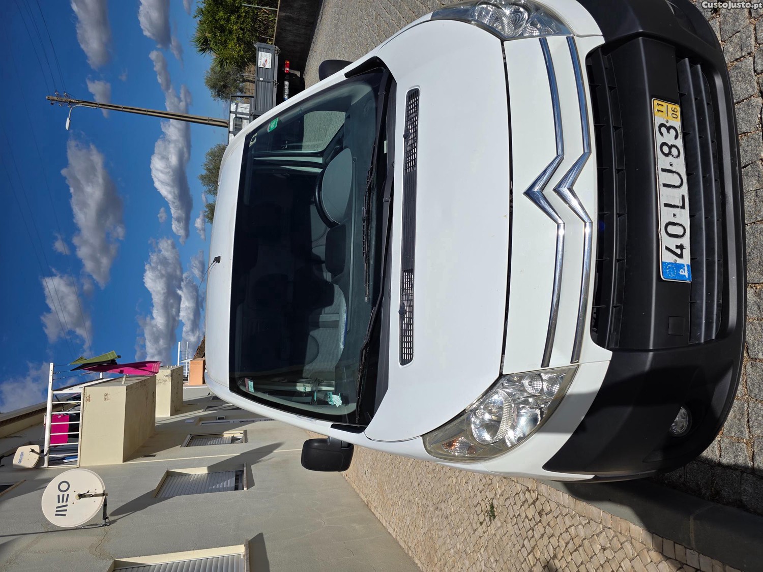 Citroën Jumpy Van — photo 2