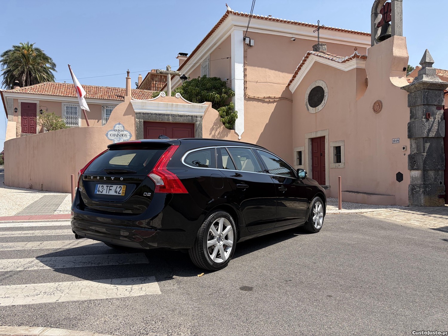 Volvo V60 Momentum — fotografia 8
