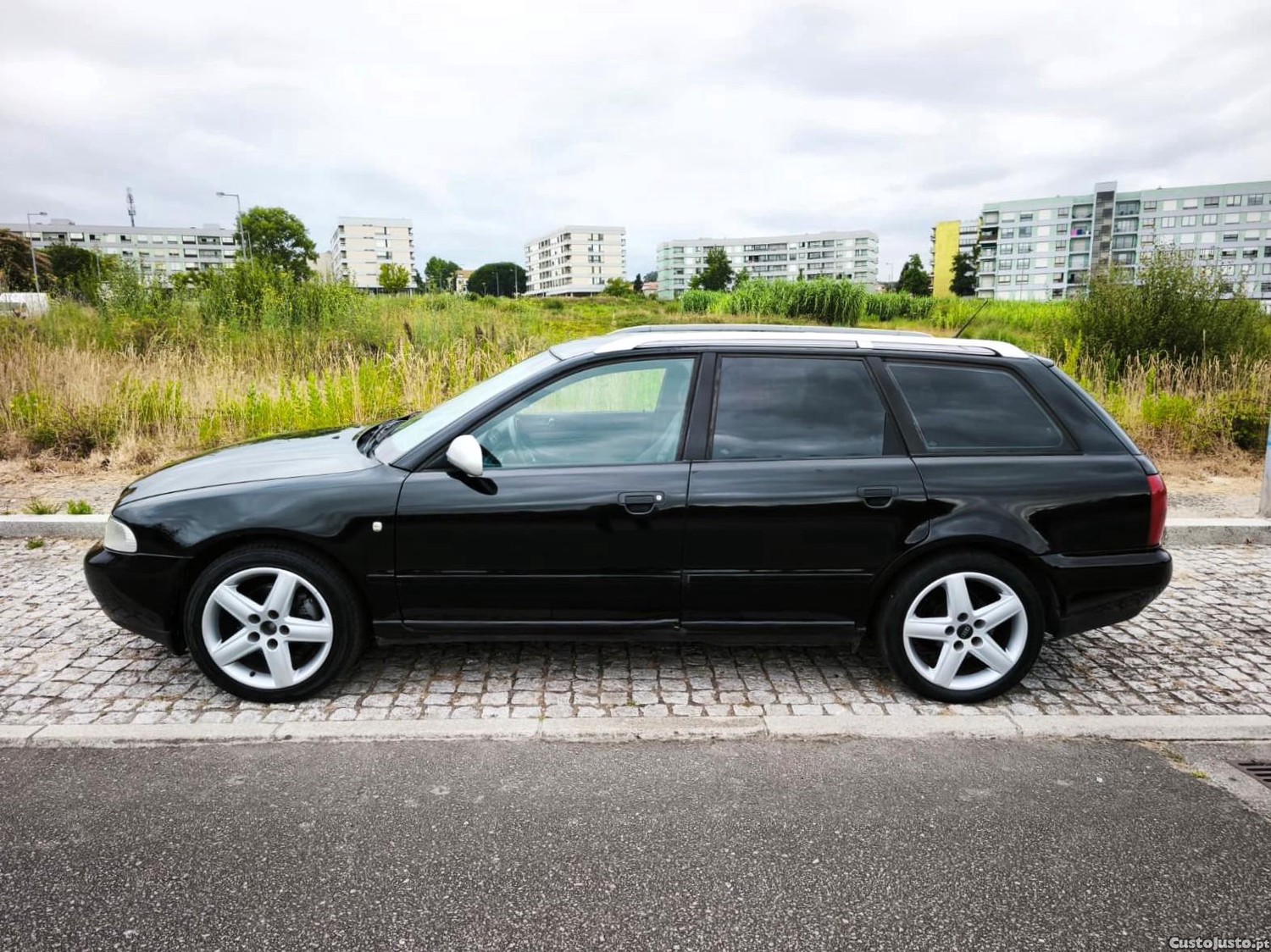 Audi A4 1.9 TDI 110cvs SPORT — fotografia 9
