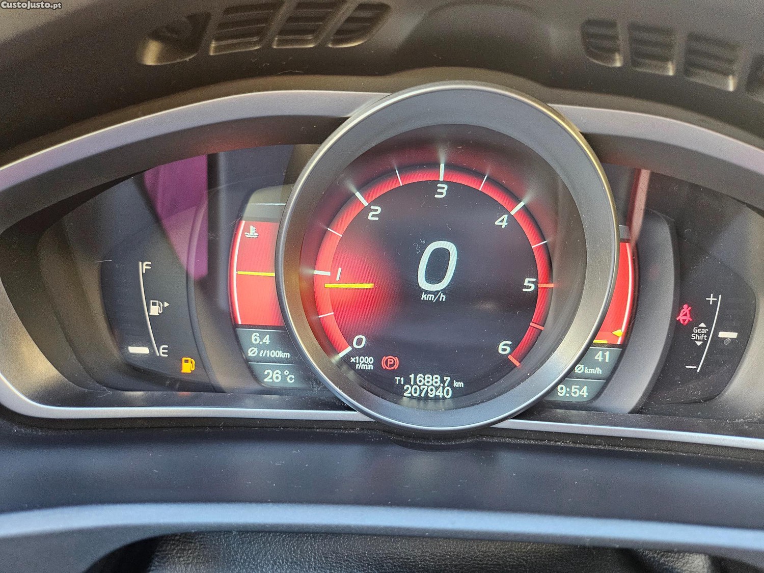 Volvo V40 . — photo 2
