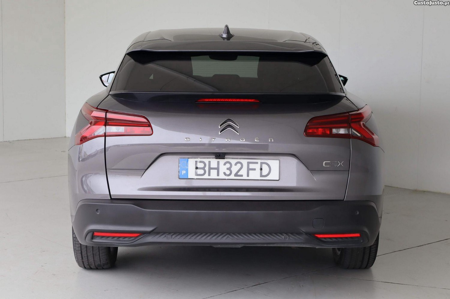 Citroën C5 X 1.6 Hybrid Feel Pack e-EAT8 — fotografia 25