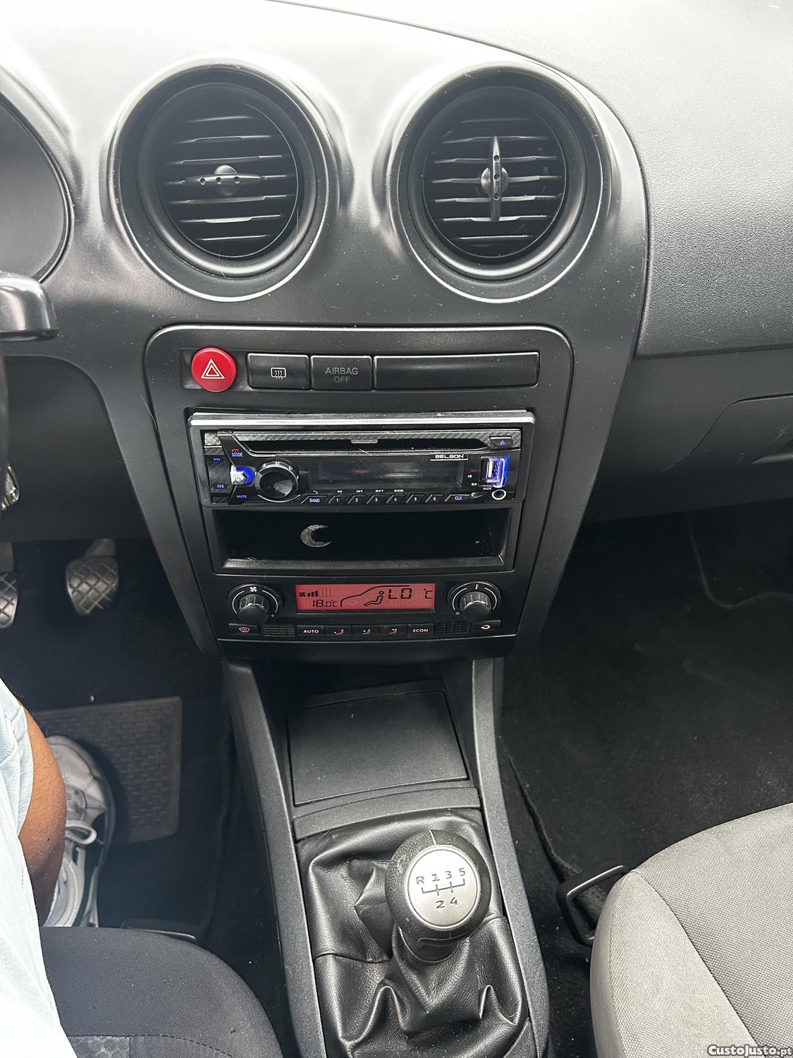 SEAT Ibiza 6L 1.2 12V — fotografia 5