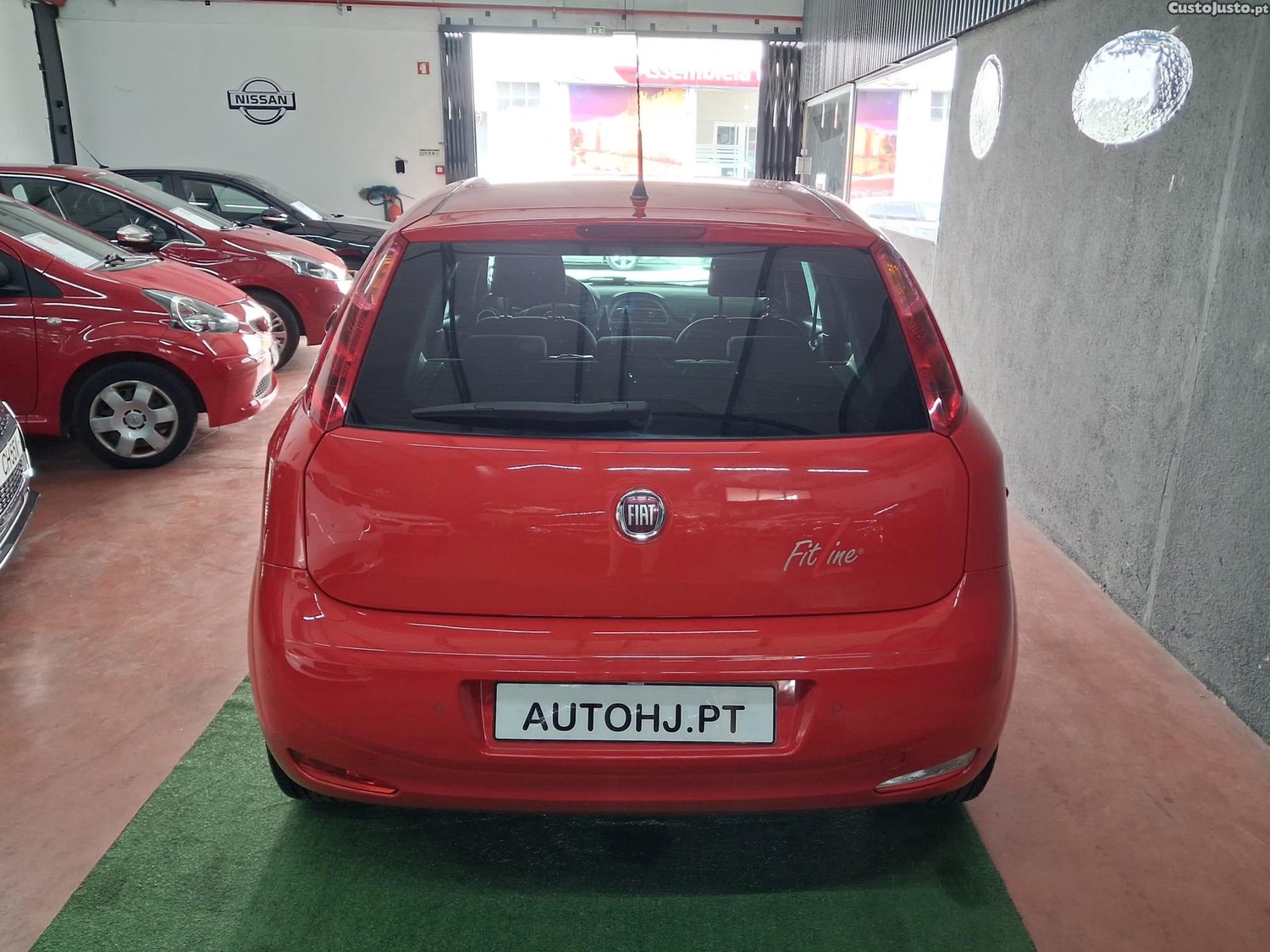 Fiat Punto 1.2 Lounge S&S — fotografia 14