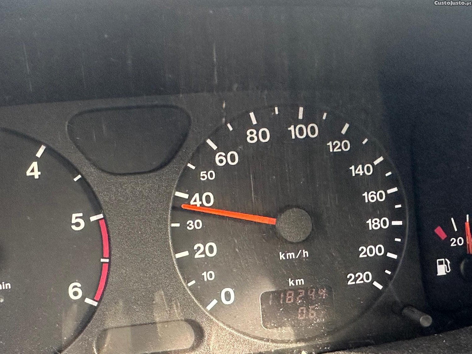 Opel Frontera 2.2 — fotografia 10