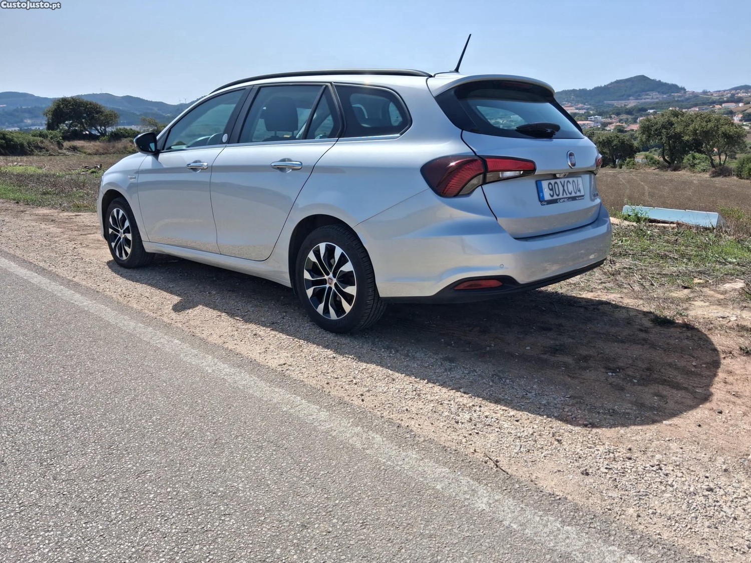 Fiat Tipo Mirror — photo 4
