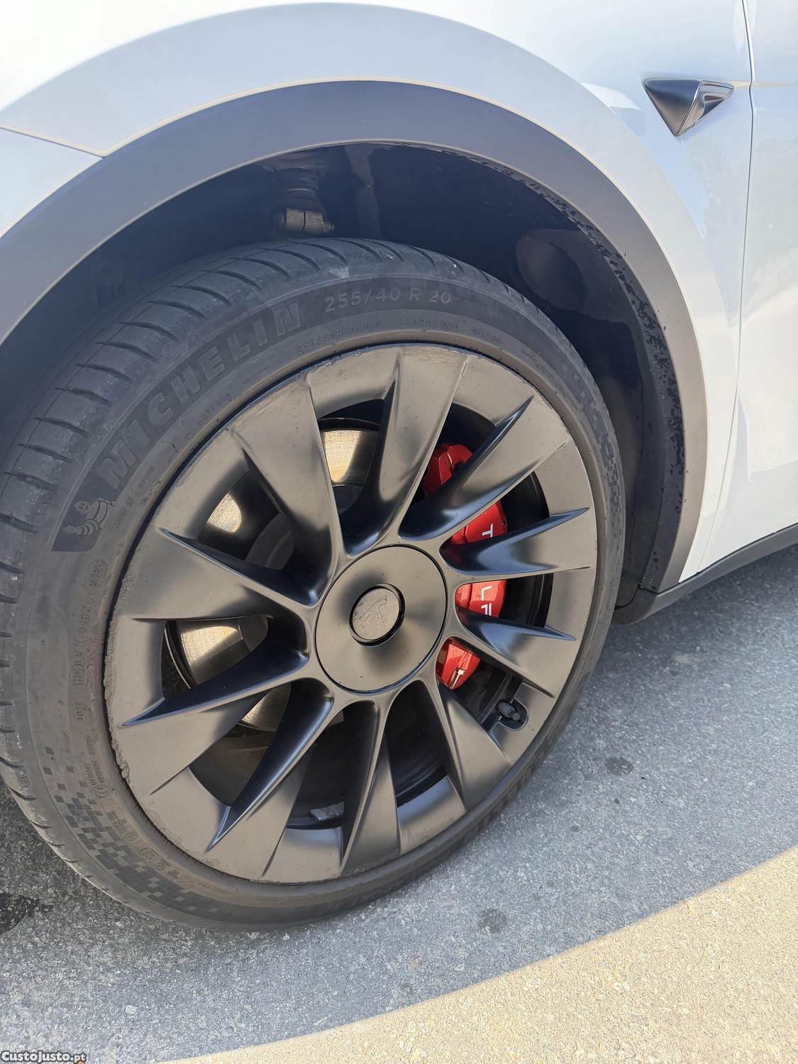 Tesla Model Y LR Dual Motor - pack performance — fotografia 2