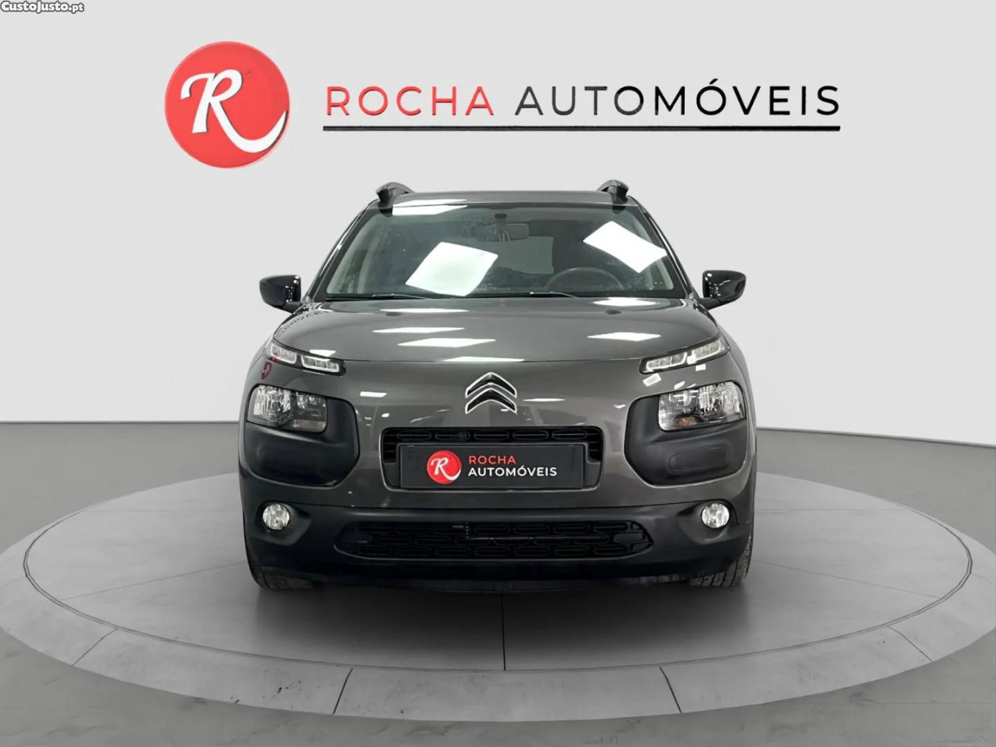 Citroën C4 1.6 BlueHDi Feel — photo 2