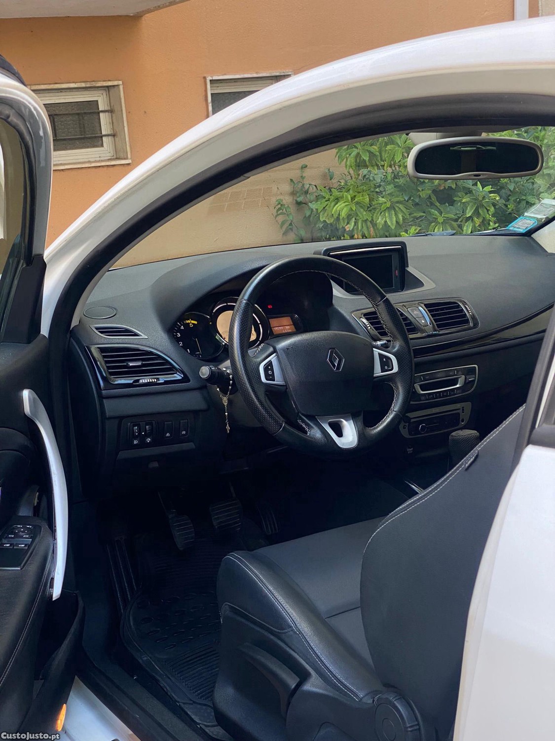 Renault Mégane Coupe 1.5 dCi Bose Edition SS — fotografia 6