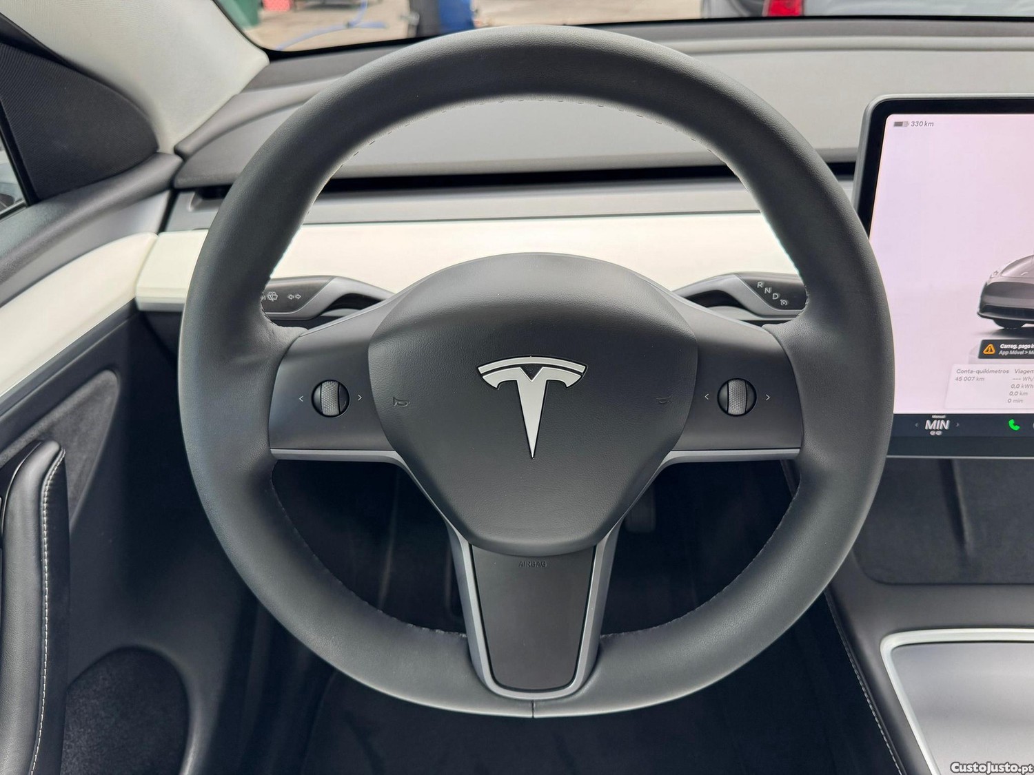 Tesla Model Y Long Range Tração Traseira — fotografia 13