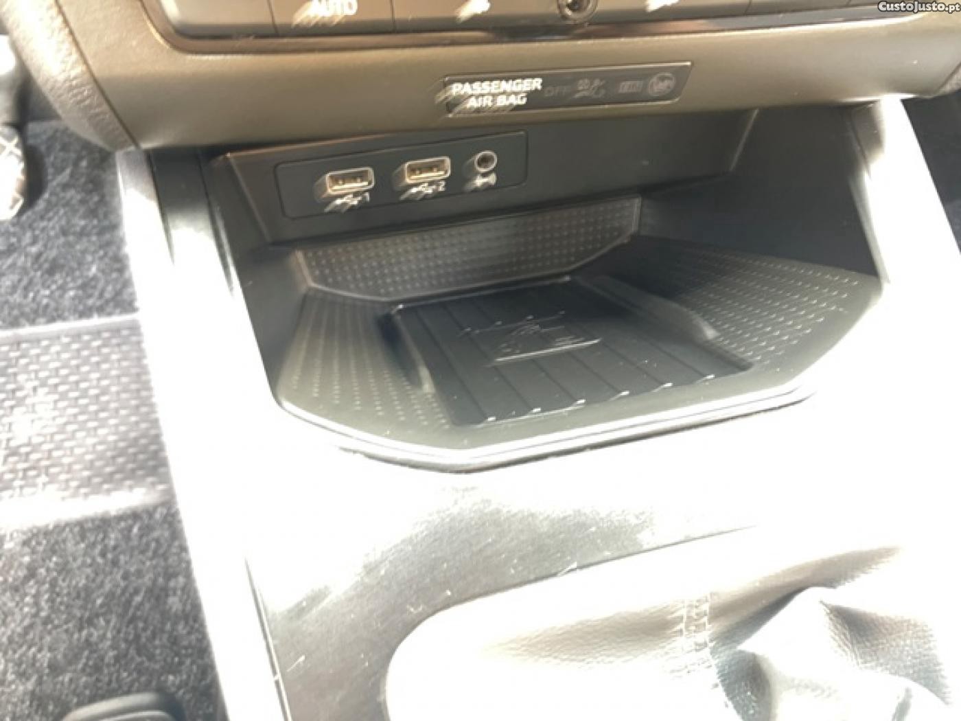 SEAT Arona 1.6 TDI Reference — fotografia 2