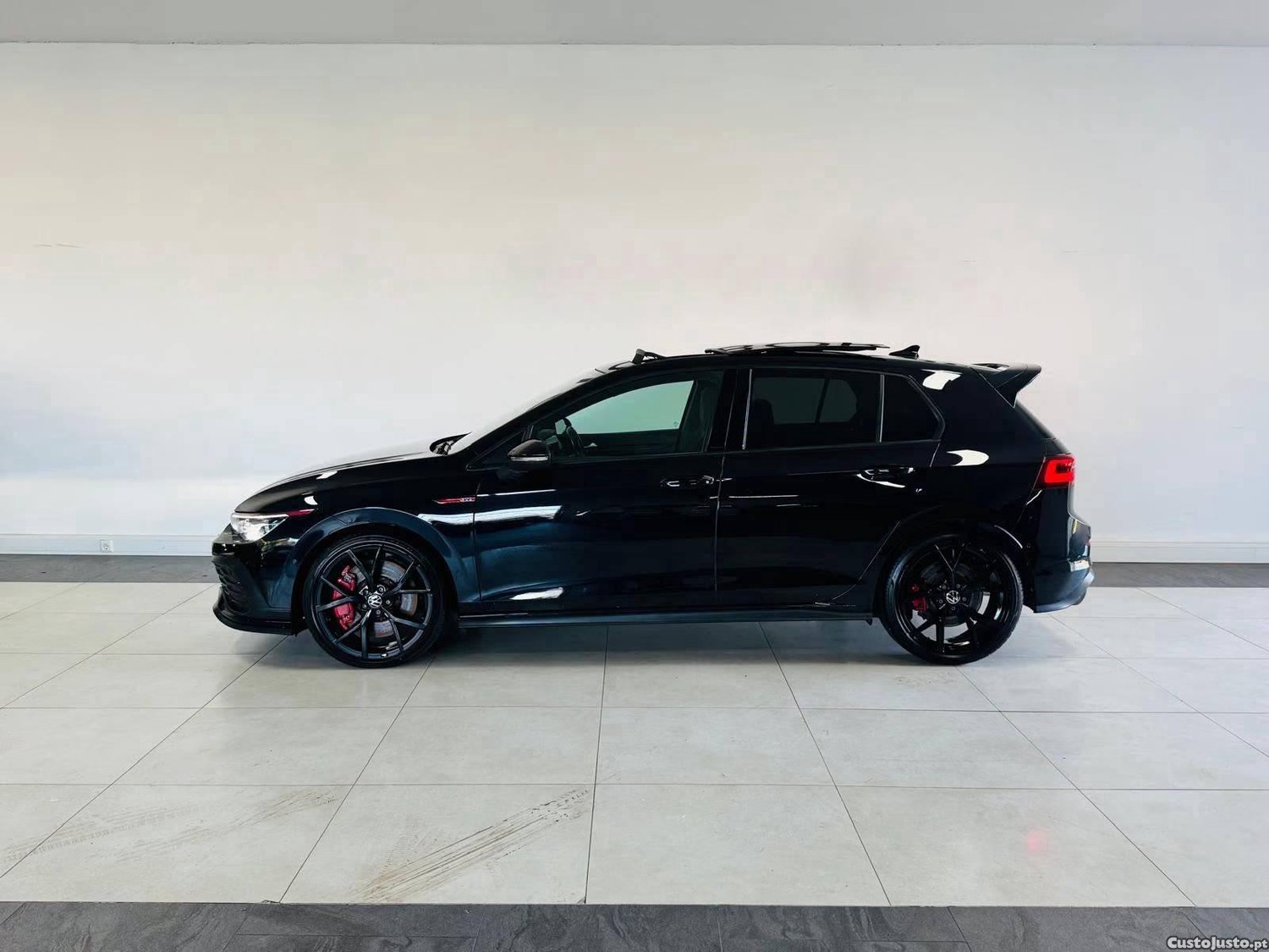 VW Golf 2.0 TSI GTI — photo 2