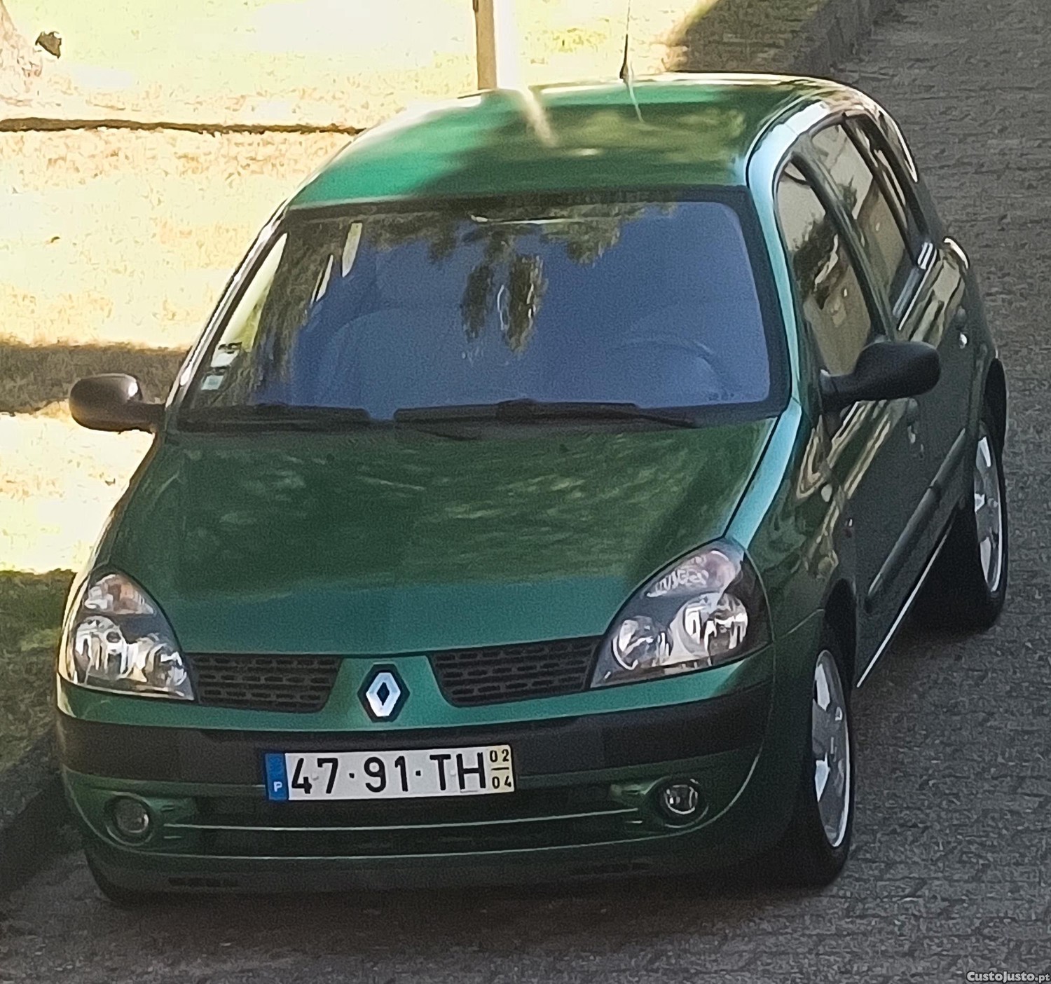 Renault Clio 1.5 dci — fotografia 2
