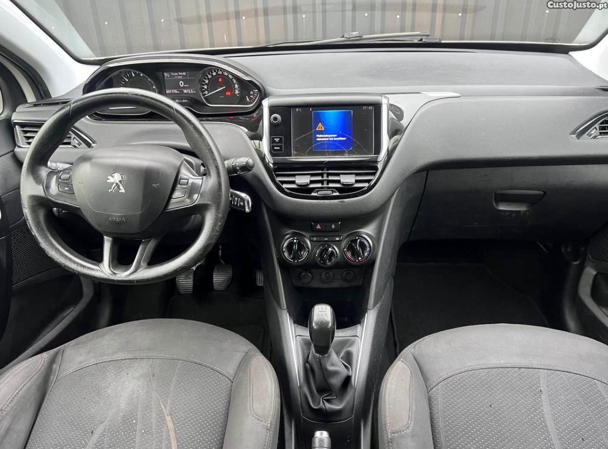 Peugeot 208 1.2 VTI Active — fotografia 4