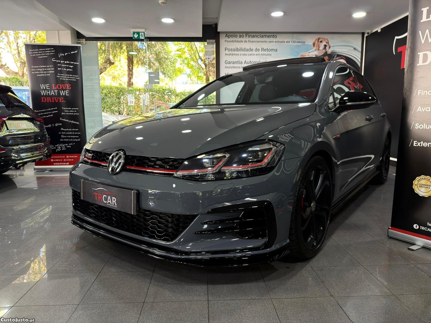 VW Golf GTI TCR 2.0 TSI OPF DSG — photo 4
