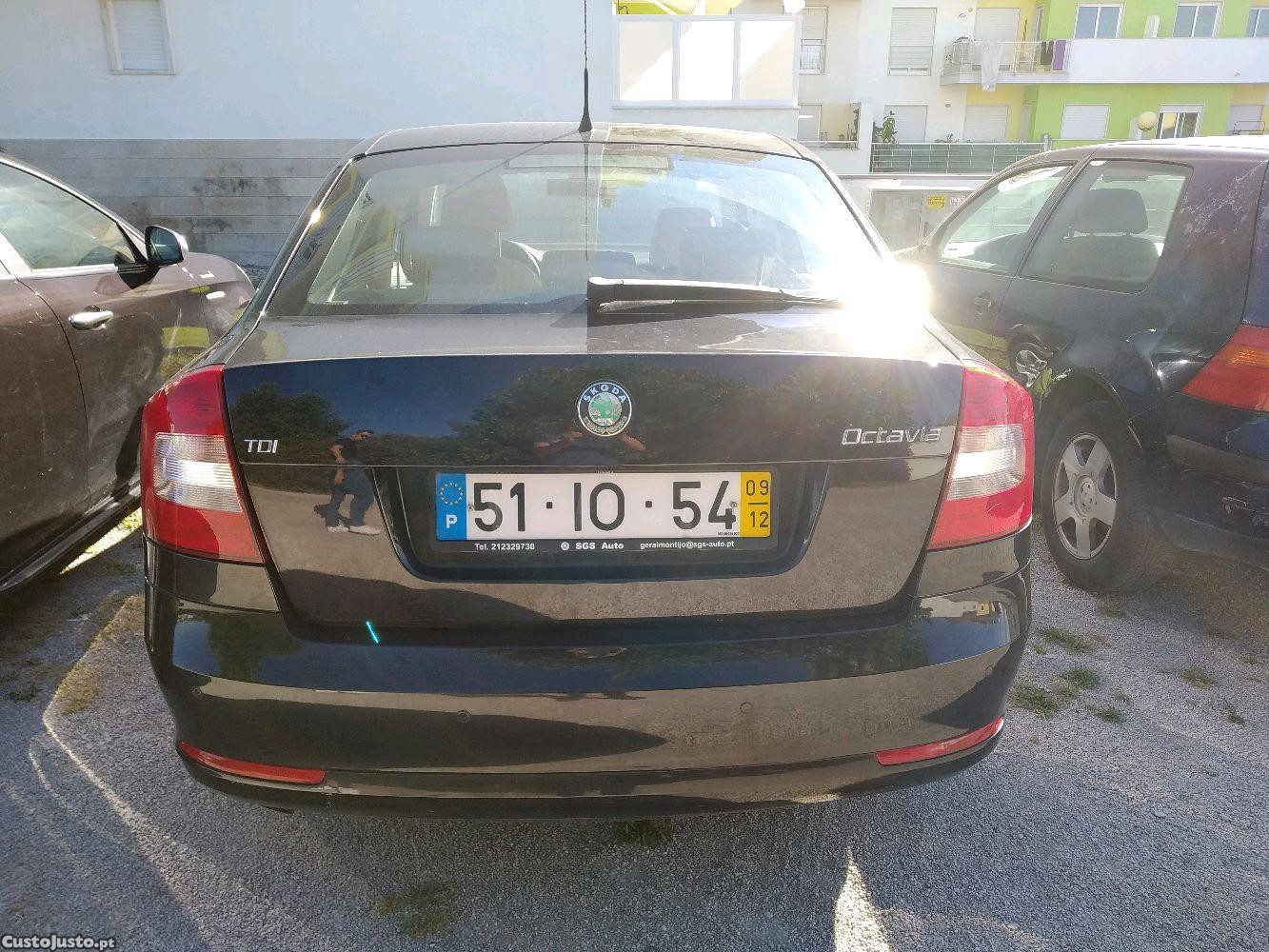 Skoda Octavia 1.6TDI — fotografia 11