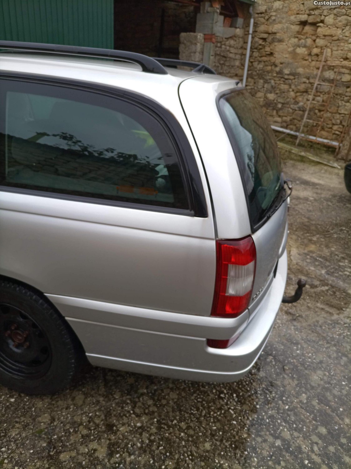 Opel Omega carrinha 2.0dti — photo 3