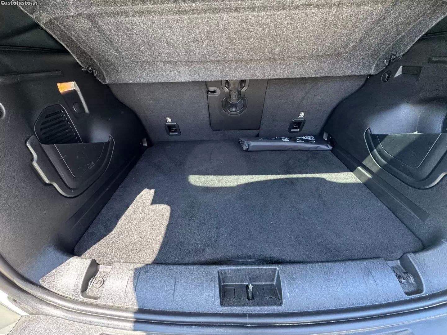 Jeep Renegade 1.0 t limited — fotografia 2