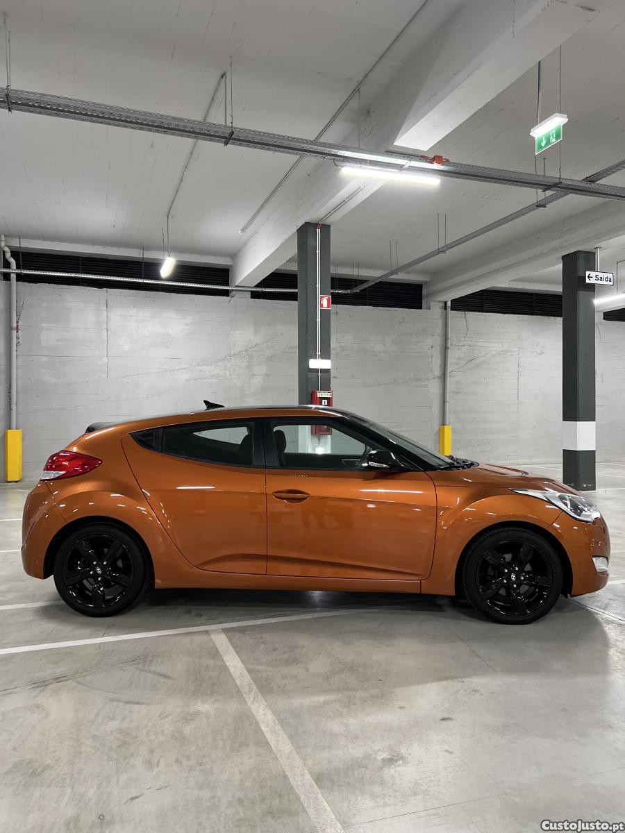 Hyundai Veloster 1.6 GDI 140 CV - 11 foto 3
