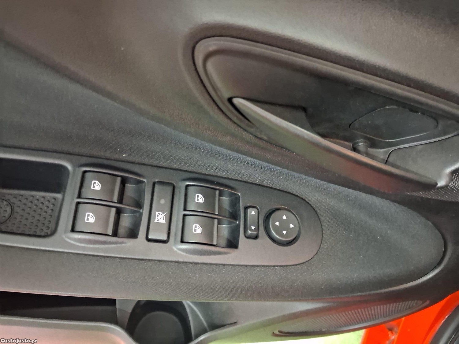 Fiat Punto 1.2 Lounge S&S — fotografia 11