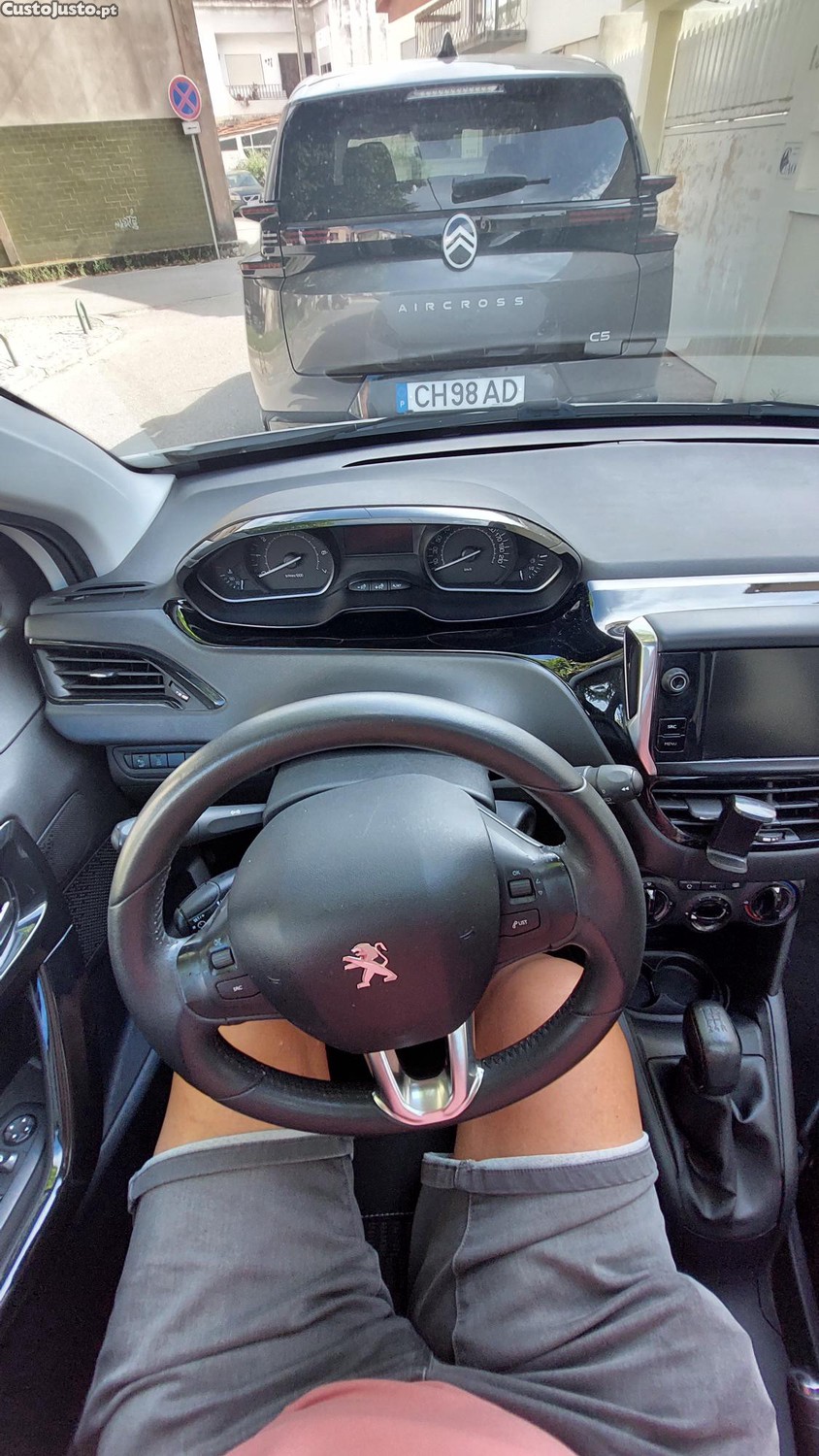 Peugeot 208 Alure — fotografia 5