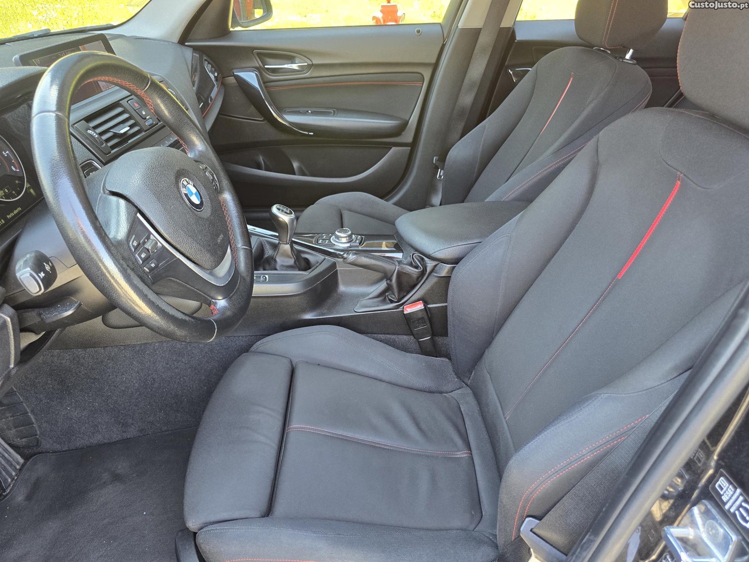 BMW 120 d sport line — fotografia 4