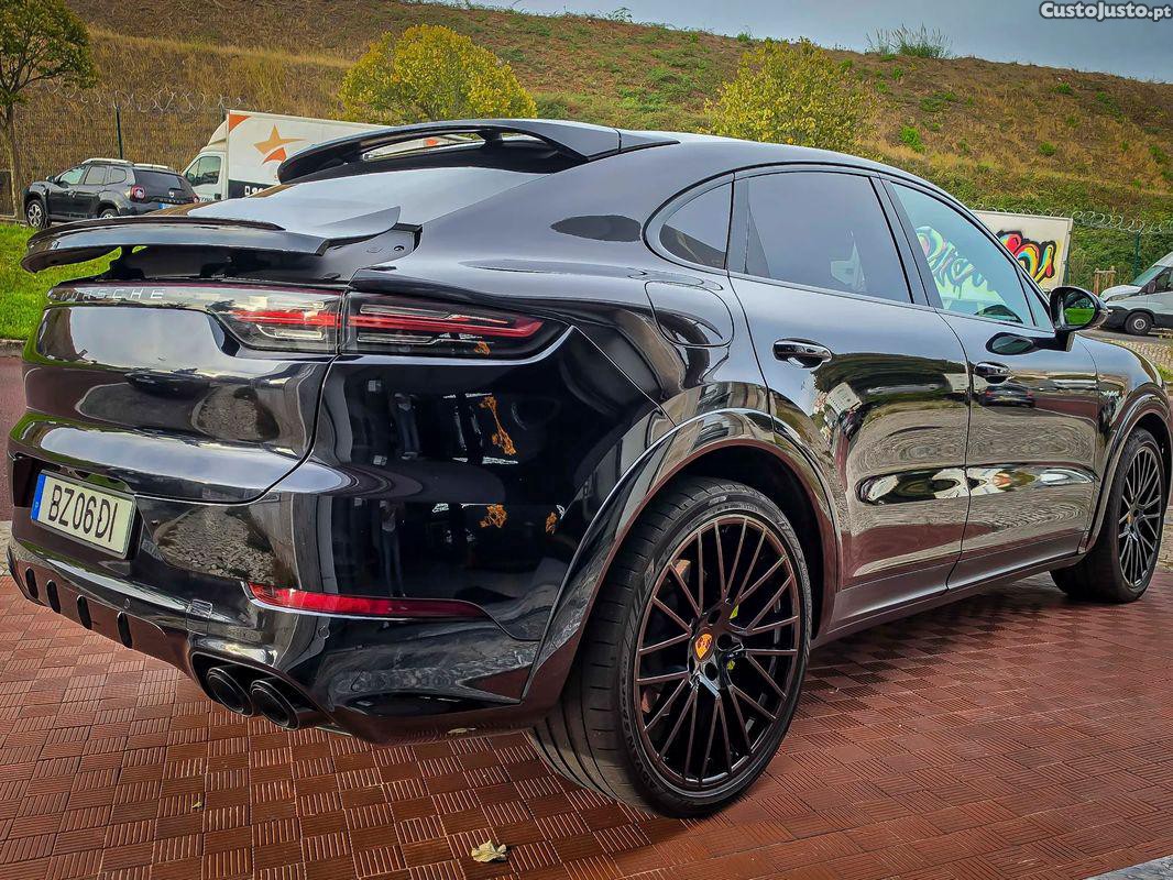 Porsche Cayenne Coupé E-Hybrid — photo 5
