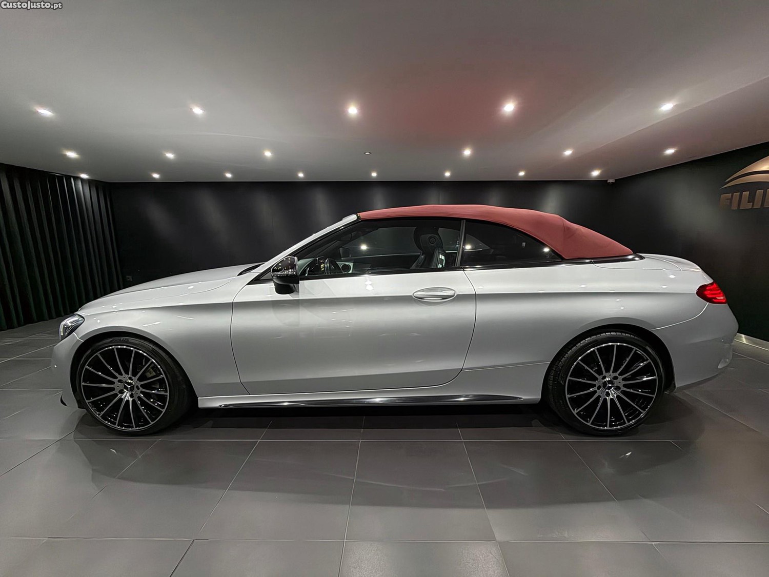 Mercedes-Benz C 220 d 9G-TRONIC AMG Line - 18 foto 4