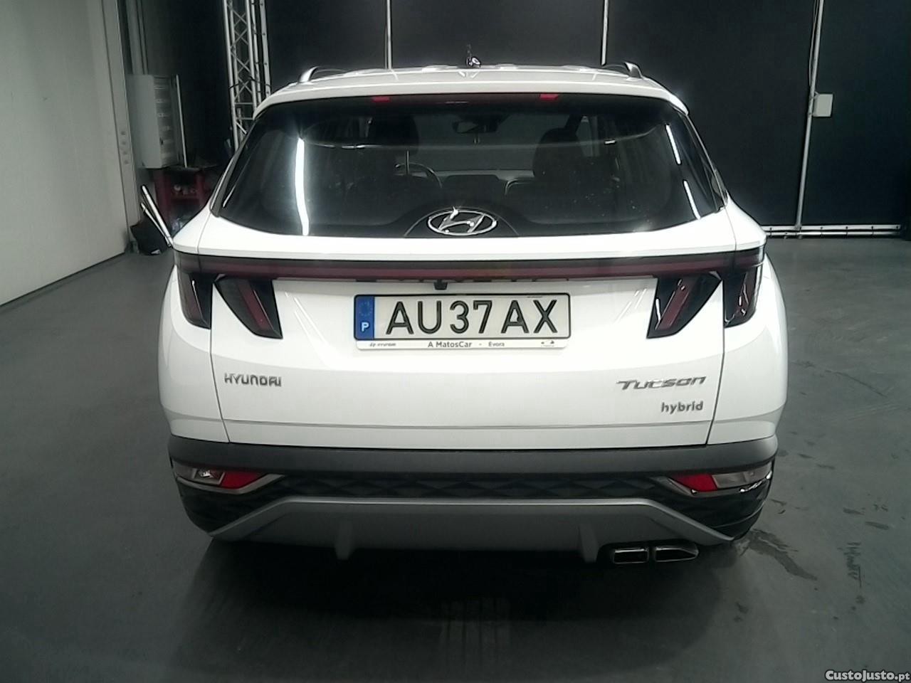 Hyundai Tucson 1.6 TGDI HEV230 Premium Auto — photo 4