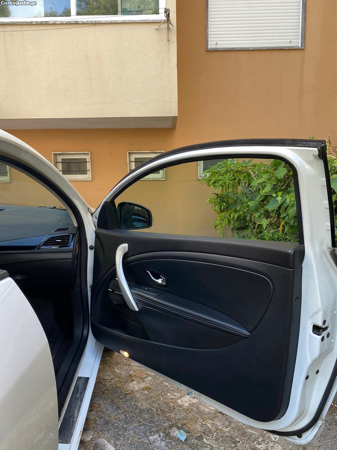 Renault Mégane Coupe 1.5 dCi Bose Edition SS — fotografia 5