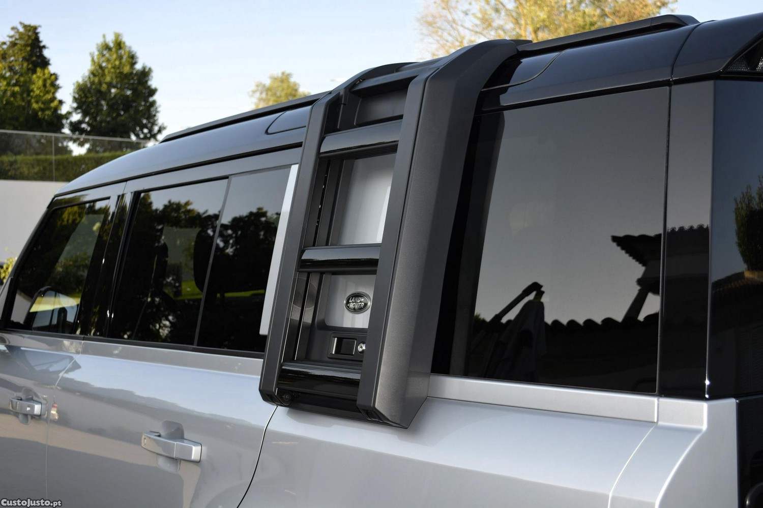 Land Rover Defender 3.0 I6 130 AWD X-Dynamic HSE — fotografia 20