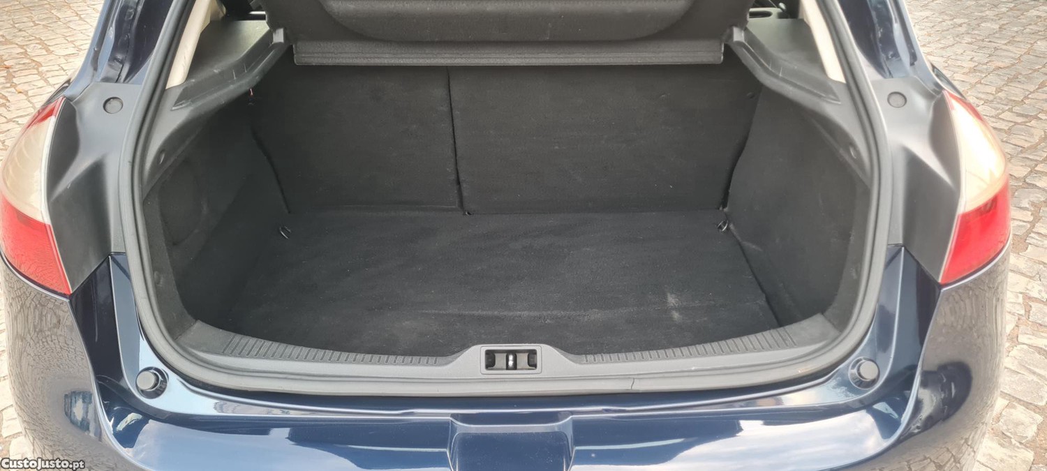 Renault Mégane 1.5 Dci, Óptimo Estado Geral — fotografia 3