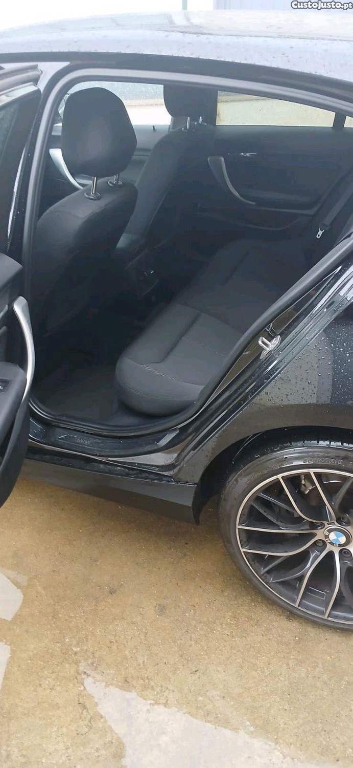 BMW 116 d EfficientDynamics — fotografia 2