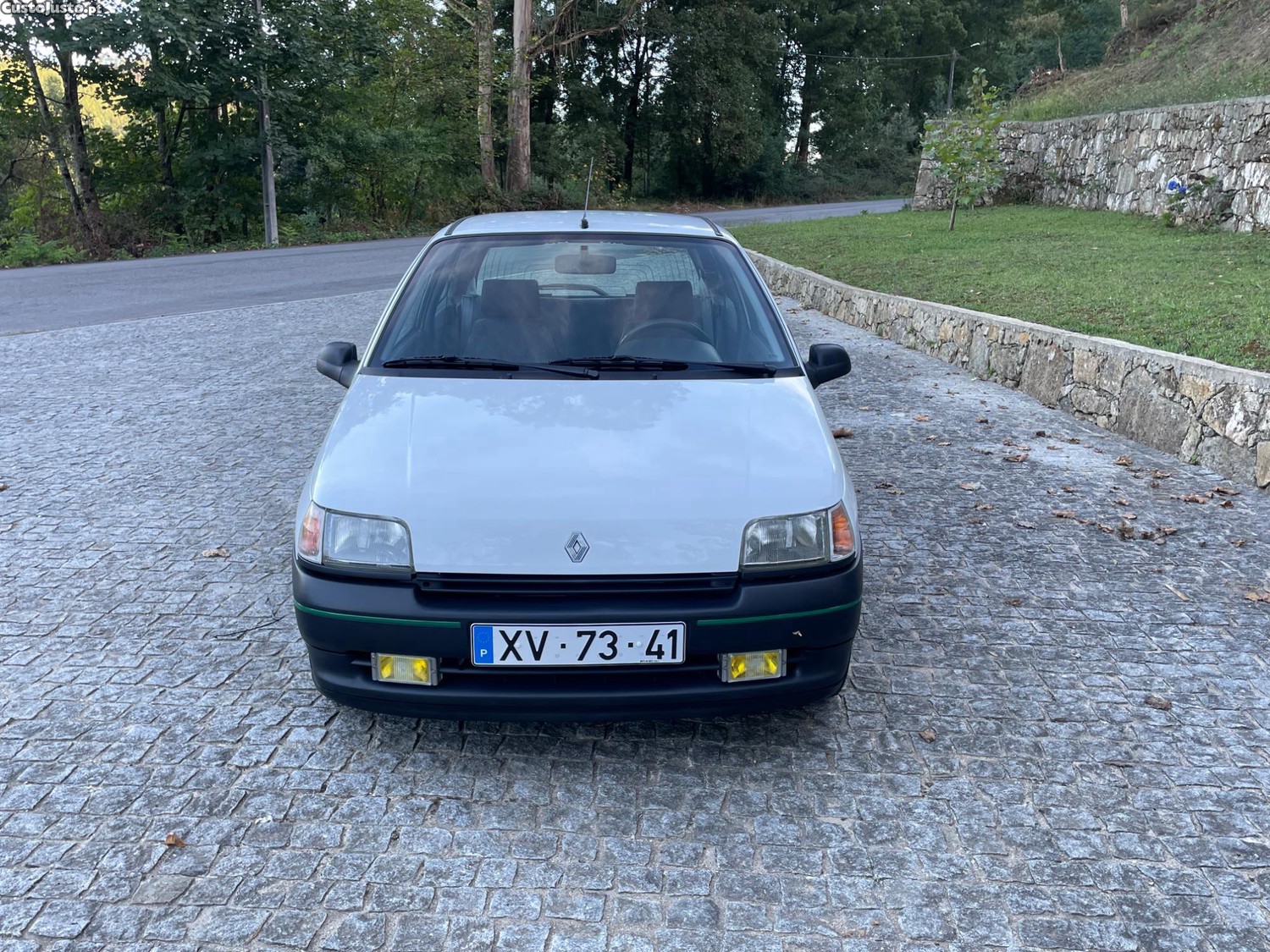 Renault Clio 1.4 S - 92 — photo 2