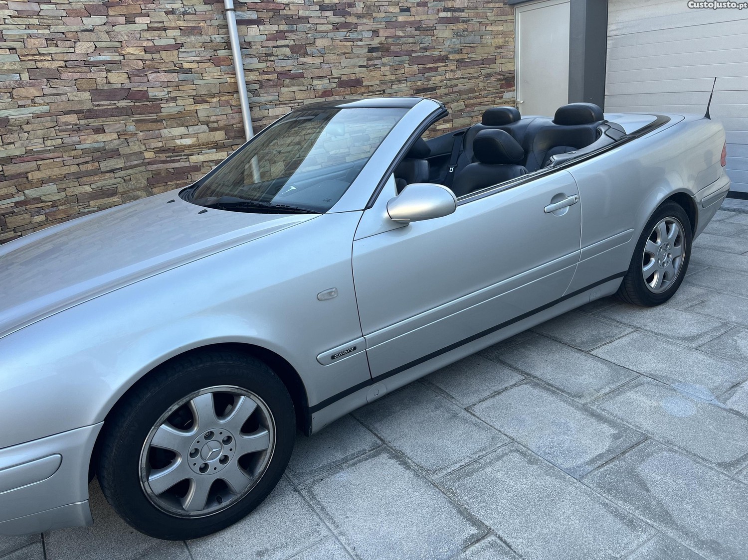 Mercedes-Benz Classe CLK Sport — fotografia 12