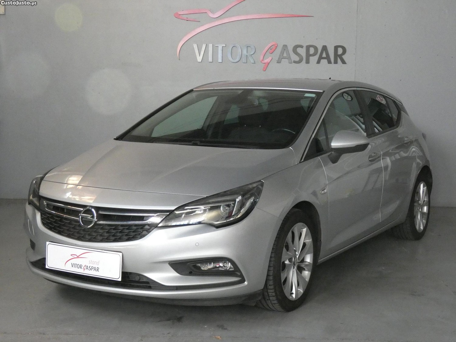 Opel Astra 1.6 CDTI Dynamic S/S — photo 2