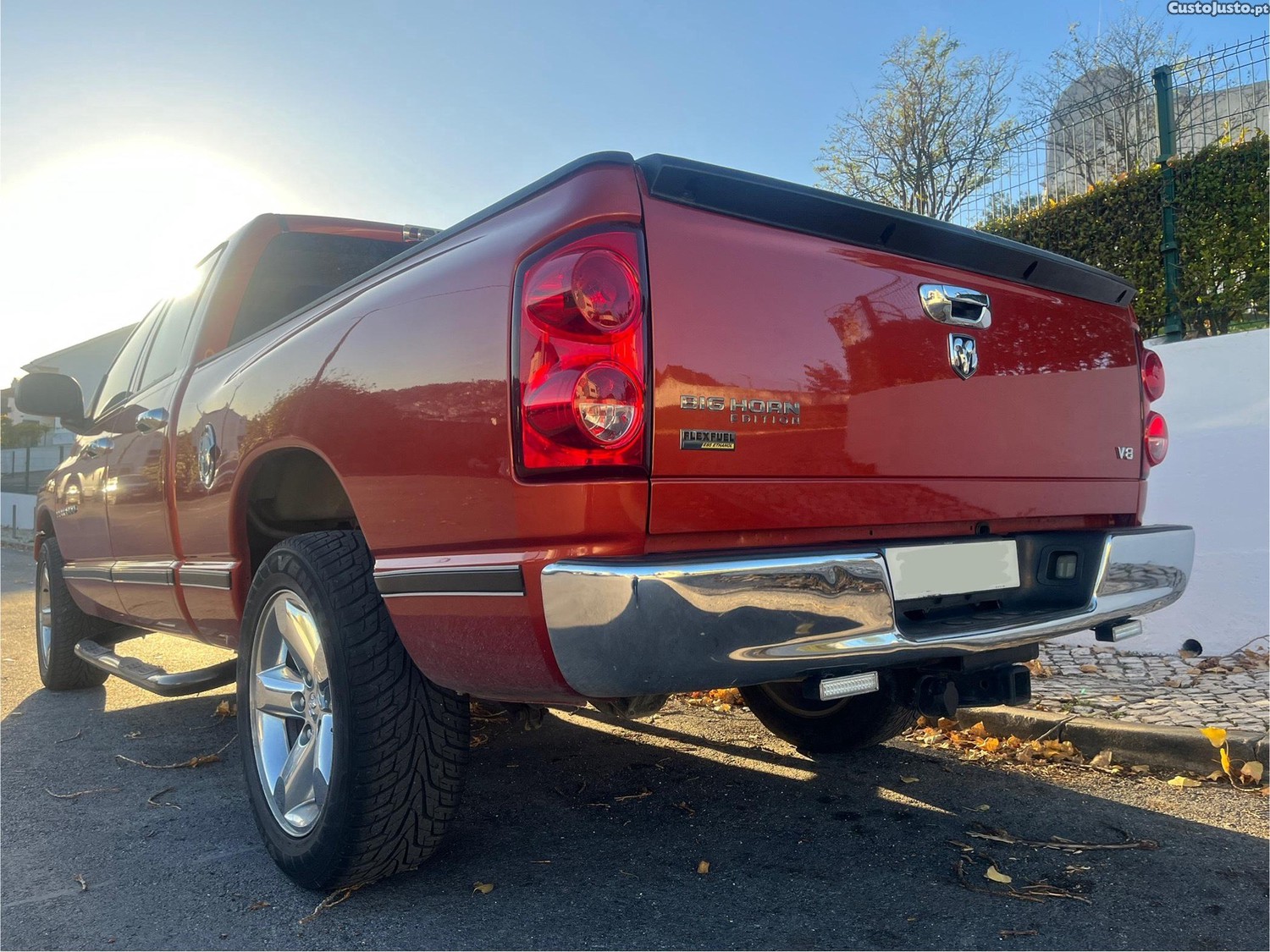 Dodge RAM 1500 Big Horn 4.7 V8 235cv — fotografia 7